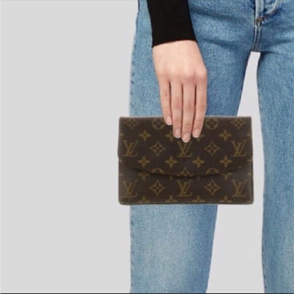Vintage Louis Vuitton Pochette Rabat Monogramed Clutch - Picture 1 of 16
